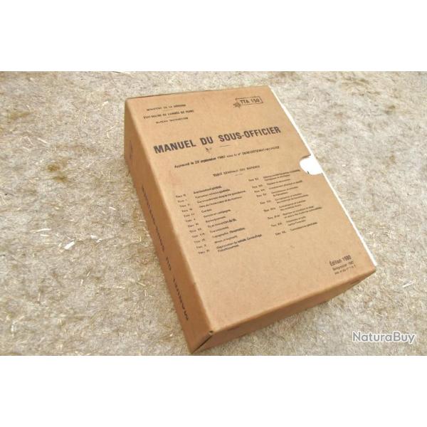 MANUEL DU SOUS-OFFICIER EN COFFRET.