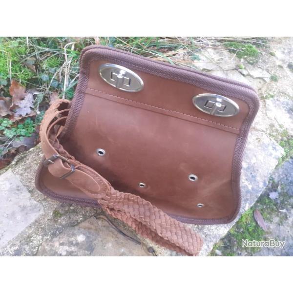Sac � furet en  cuir...