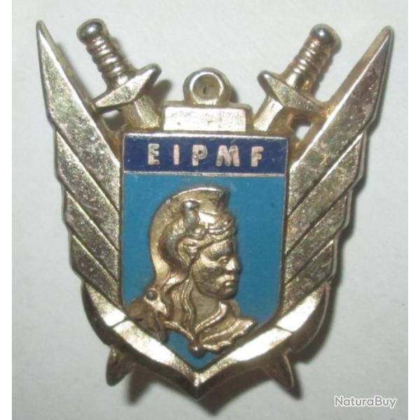 Ecole Interarmes Personnels Militaires F�minins(b)