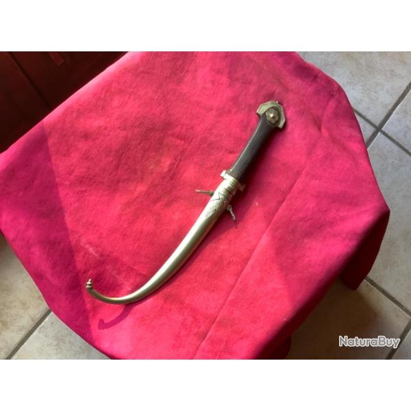 Poignard d'origine ethnique num�ro 8, pas de prix de r�serve