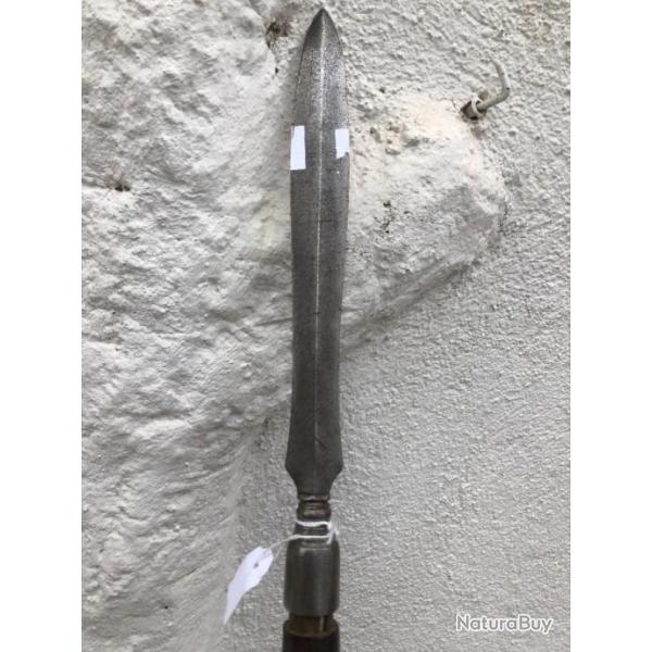 lance pic sur bois lame large