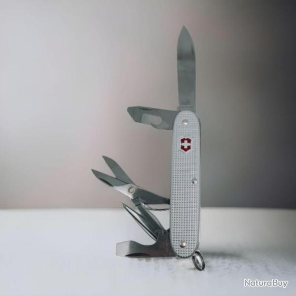 VICTORINOX PIONEER X ALOX CISEAU