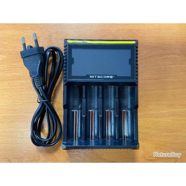 Chargeur intelligent Nitecore D4 pour 4 accus