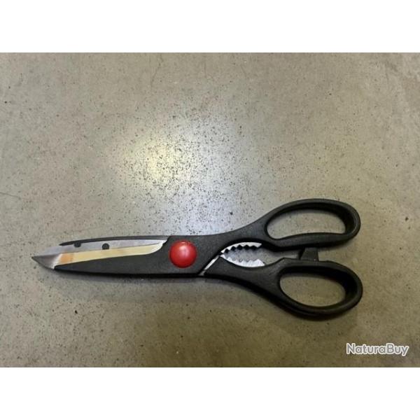 Paire de ciseaux pas chres