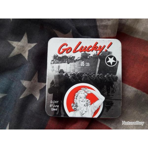 LUCKY STRIKE D Day 1945 Normandie US GI boys  et SEXY pin up m�tal tin  box WILLYS JEEP