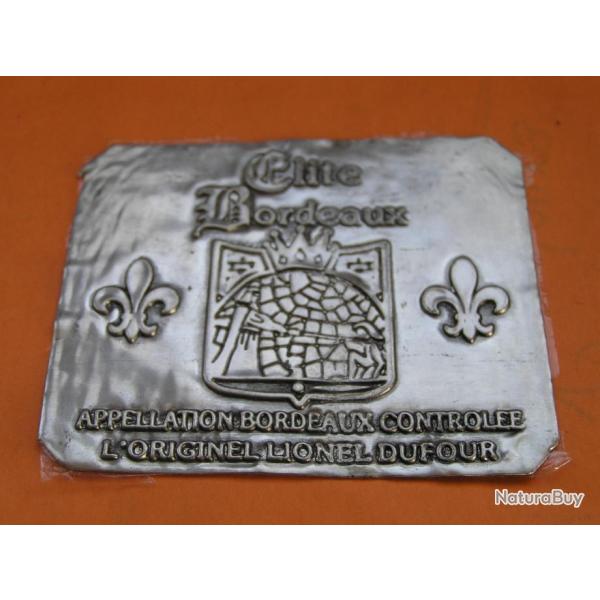 ETIQUETTE DE VIN EN ETAIN