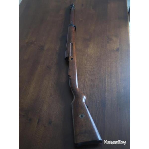 Crosse bois noyer avec pieces metal pour Mauser 98 bresilien en 7 x 57 REF 11/2023