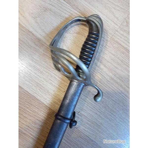 Sabre d'officier d infanterie Fran�aise Mle 1882.