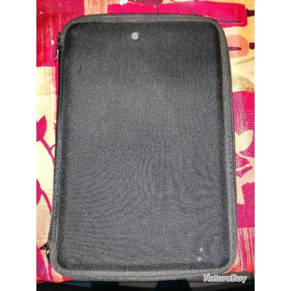 POCHETTE POUR TABLETTE 10 p