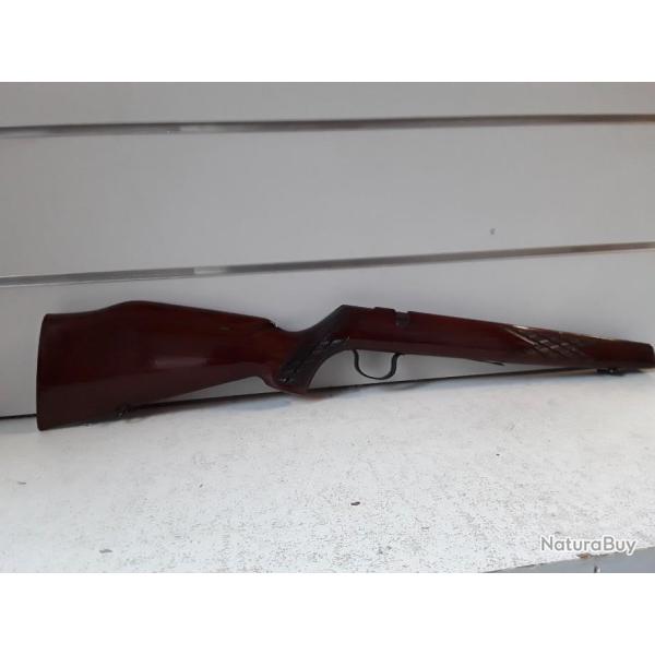 9268 CROSSE ENTIERE CARABINE � VERROUE CAL22LR DROITIER OCCASION COMME  NEUF