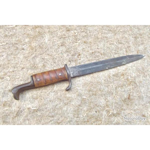 BAONNETTE-POIGNARD DE COMBAT ALLEMAND SECONDE GUERRE.