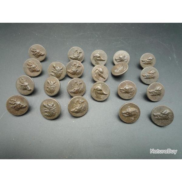 ensemble de 22 boutons de v�nerie anciens