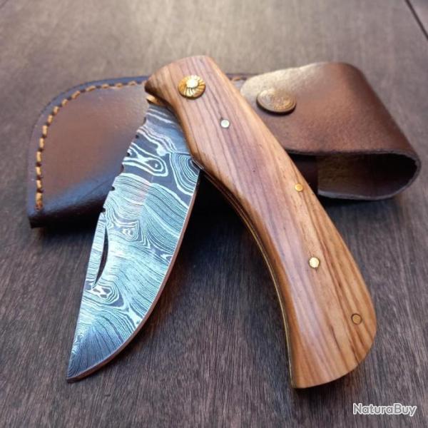 Gros Couteau artisanal Damas Manche en Bois d Olivier avec �tui en cuir