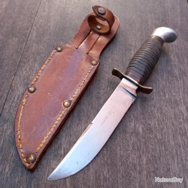 Ancien Couteau de Chasse SABATIER avec �tui en cuir
