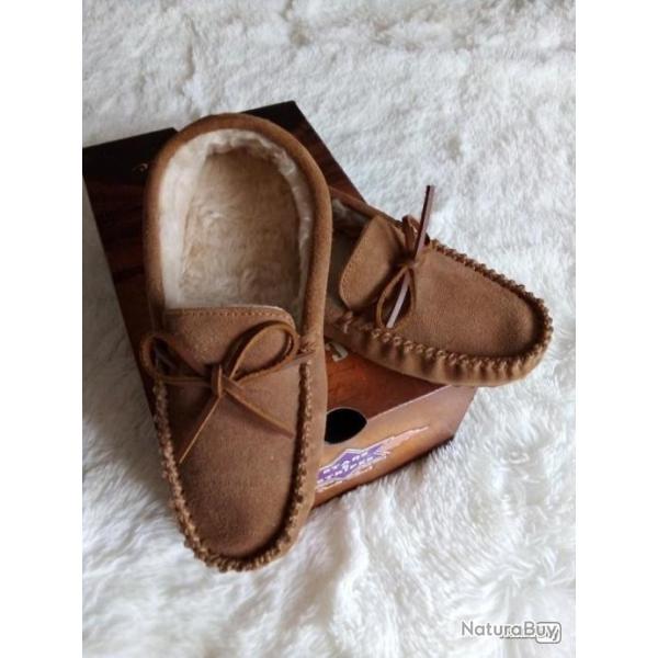 MOCASSINS AM�RINDIENS EN VACHETTE.