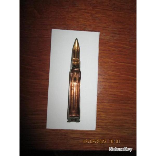 Cartouche d'exercice en fer (en coupe)