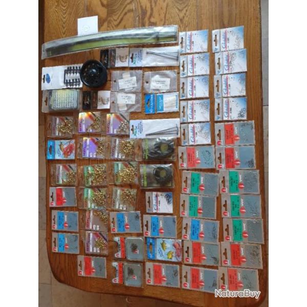 Lot 60 articles de pche @