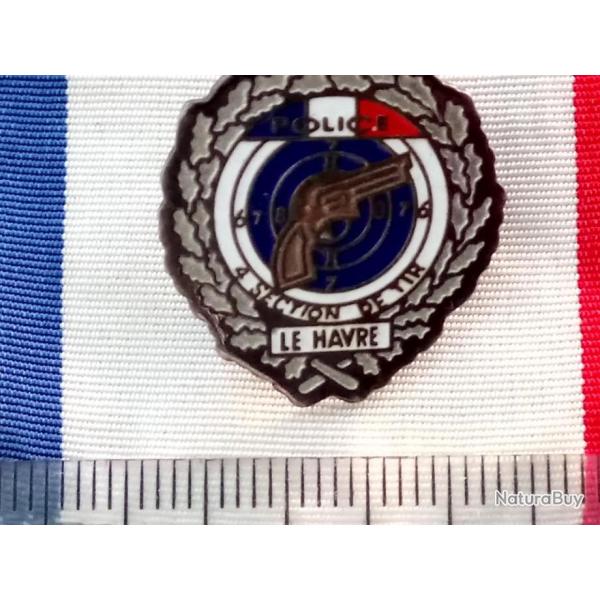 pin's fond bleu  et lauriers argent�s  police nationale LE HAVRE 4 -�me section de tir