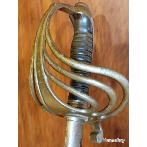 Tr�s bon sabre 1882 � branches multiples.