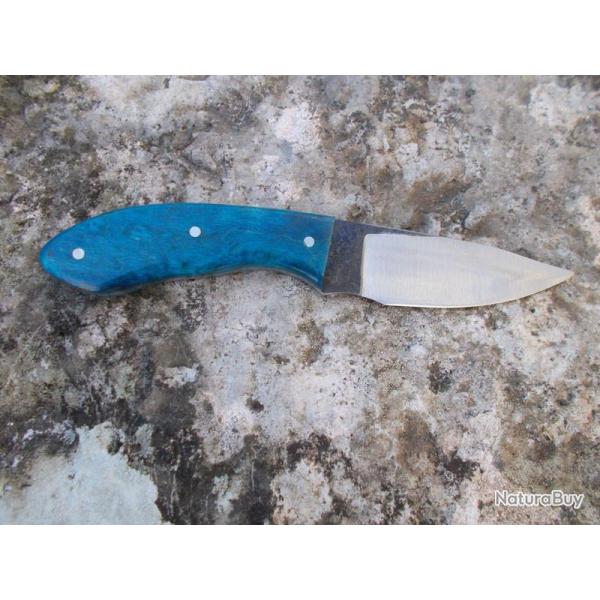 Couteau � d�pecer artisanal Le Garenne� type Skinner XC75 Manche Erable �chauff� Bleu