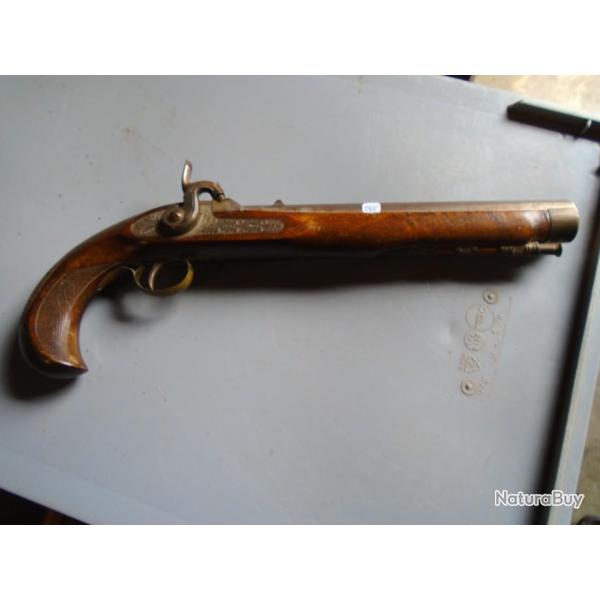 pistolet a capsule tres ancien