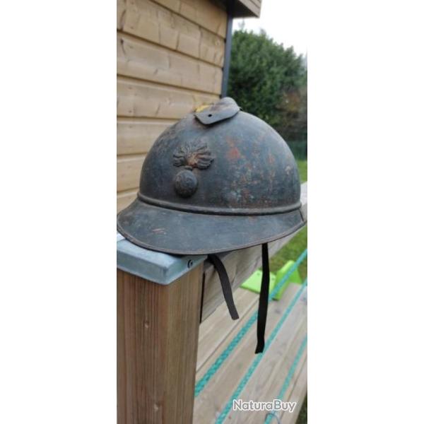 Coque de casque Adrian WW1 ou WW2 a restaurer