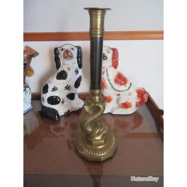 Rare & Exceptionnel -  Flambeau Zoomorphe a d�cor de Dauphin dans le "Style Proustien"