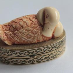 ESTEE LAUDER Concreta/Parfum solide Youth Dew Canard