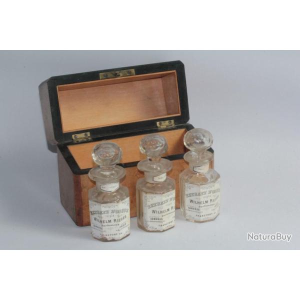 Ancien coffret flacons � parfums Wilhelm Rieger Francfort