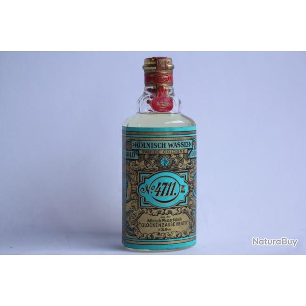 Flacon d'eau de Cologne Tr�sport Roman