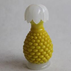 Ancien flacon de parfum Carrère Vent Fou verre opalin jaune Rare