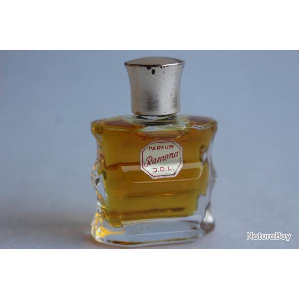 Flacon de Parfum Ramona J.D.L.