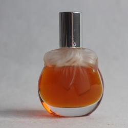 Flacon d'eau de toilette Albert Nipon 10 ml