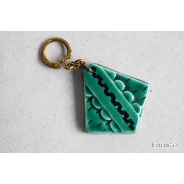 Ancien Porte-clef SINGER Concours panoramic 1966 c�ramique