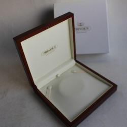 Écrin pour Collier ZBINDEN bois laqué Bijoux