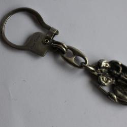 Porte-clefs design Pierre Cardin St Christophe
