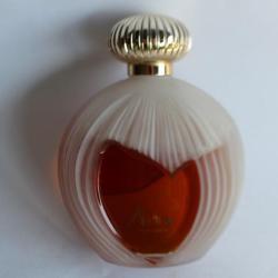 Flacon d'eau de toilette Nina par NINA RICCI 420ml LALIQUE
