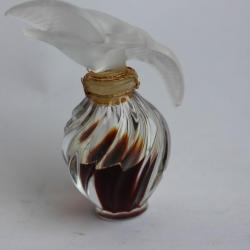 Flacon  d'extrait de parfum L'air du temps NINA RICCI LALIQUE scellé