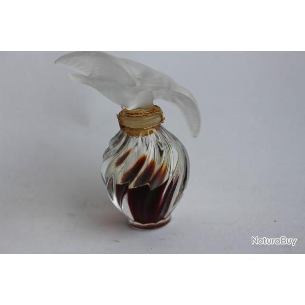 Flacon  d'extrait de parfum L'air du temps NINA RICCI LALIQUE scell�