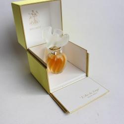 Flacon de parfum L'air du temps NINA RICCI Lalique 1 colombe