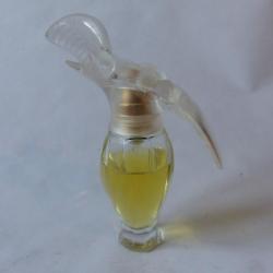 Flacon d'eau de toilette L'Air du Temps NINA RICCI