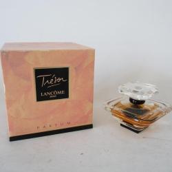Flacon de parfum  Tresor LANCÔME