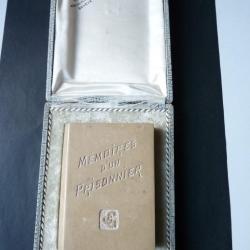 Sculpture pierre souvenir Mémoires d'un prisonnier