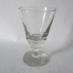 Verre à absinthe