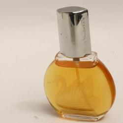 Flacon d'eau de toilette VANDERBILTS  parfums
