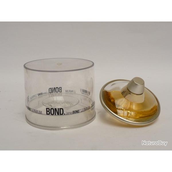 Flacon d'eau de toilette JAMES BOND
