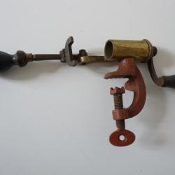 Ancienne sertisseuse à cartouches Chasse