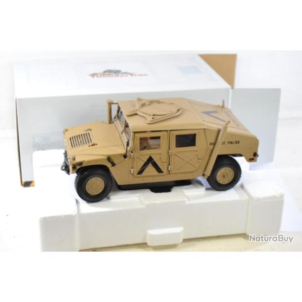 V�hicule militaire am�ricain 1:18 Exoto 1997 At General Hummer Humvee Thunder Trac Military Police