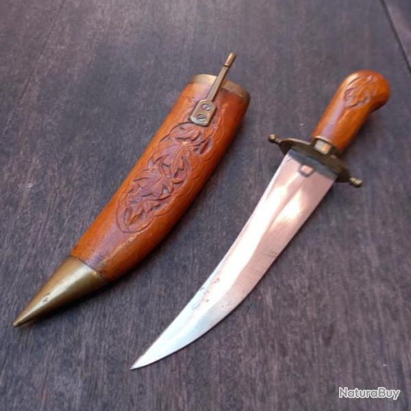 Couteau INDIEN Manche et �tui en Bois Sculpt�