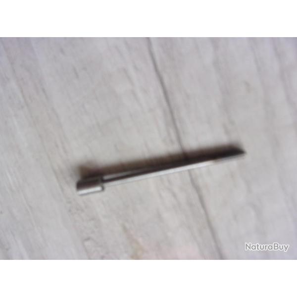 percuteur  de carabine  Uberti ( levier de sous garde ) 1866/1873